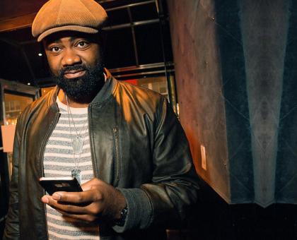 Harris Stanton, Shafi Hos...