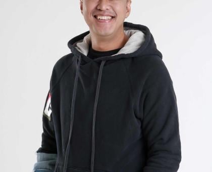 Pandji Pragiwaksono, Adam Gulley, Harry Terjanian, Mae Planert